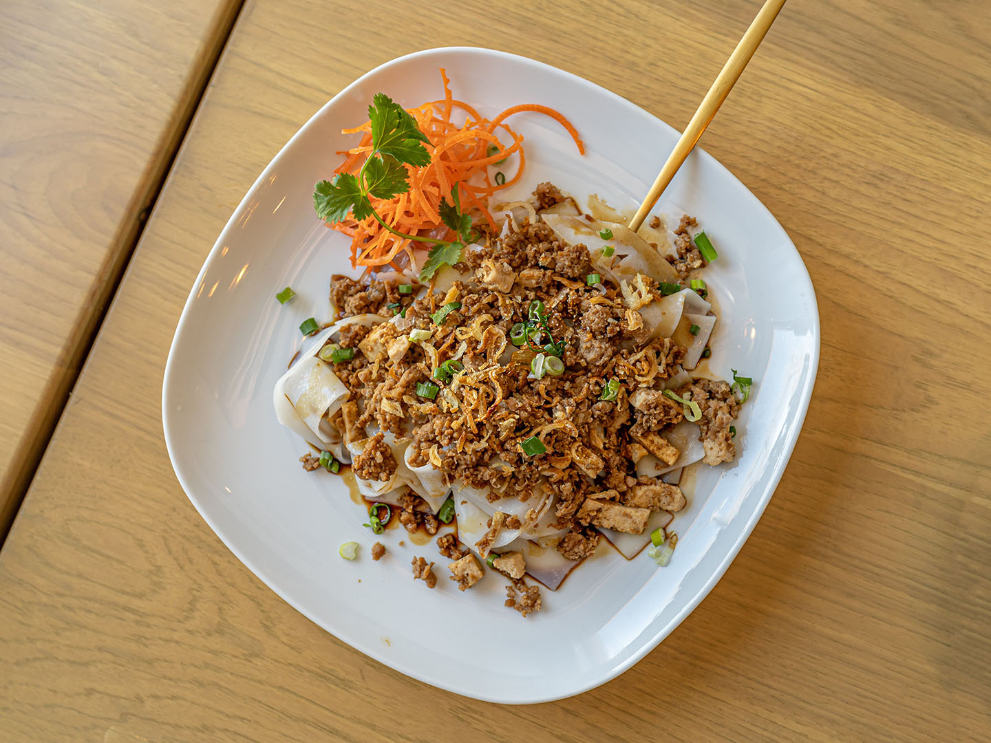 Kin Sen Noodle - sen yai