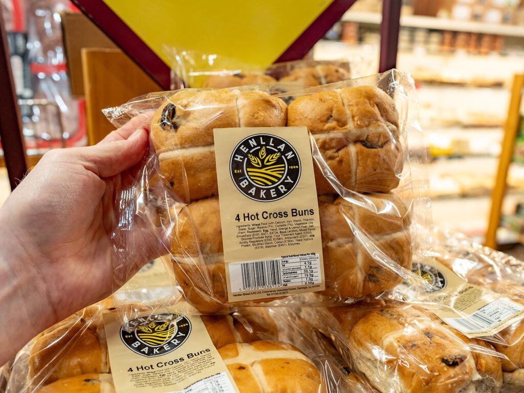 Pirate O's Gourmet Market - hot cross buns (Gastronomic SLC)