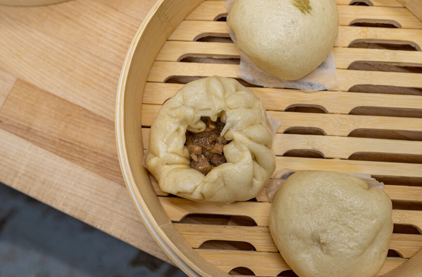 Xiao Bao Bao - pork bun